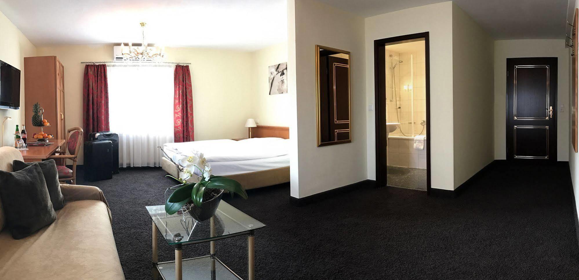 Boutiquehotel Goldhahn Bio Sport & Wellness Ален Екстер'єр фото